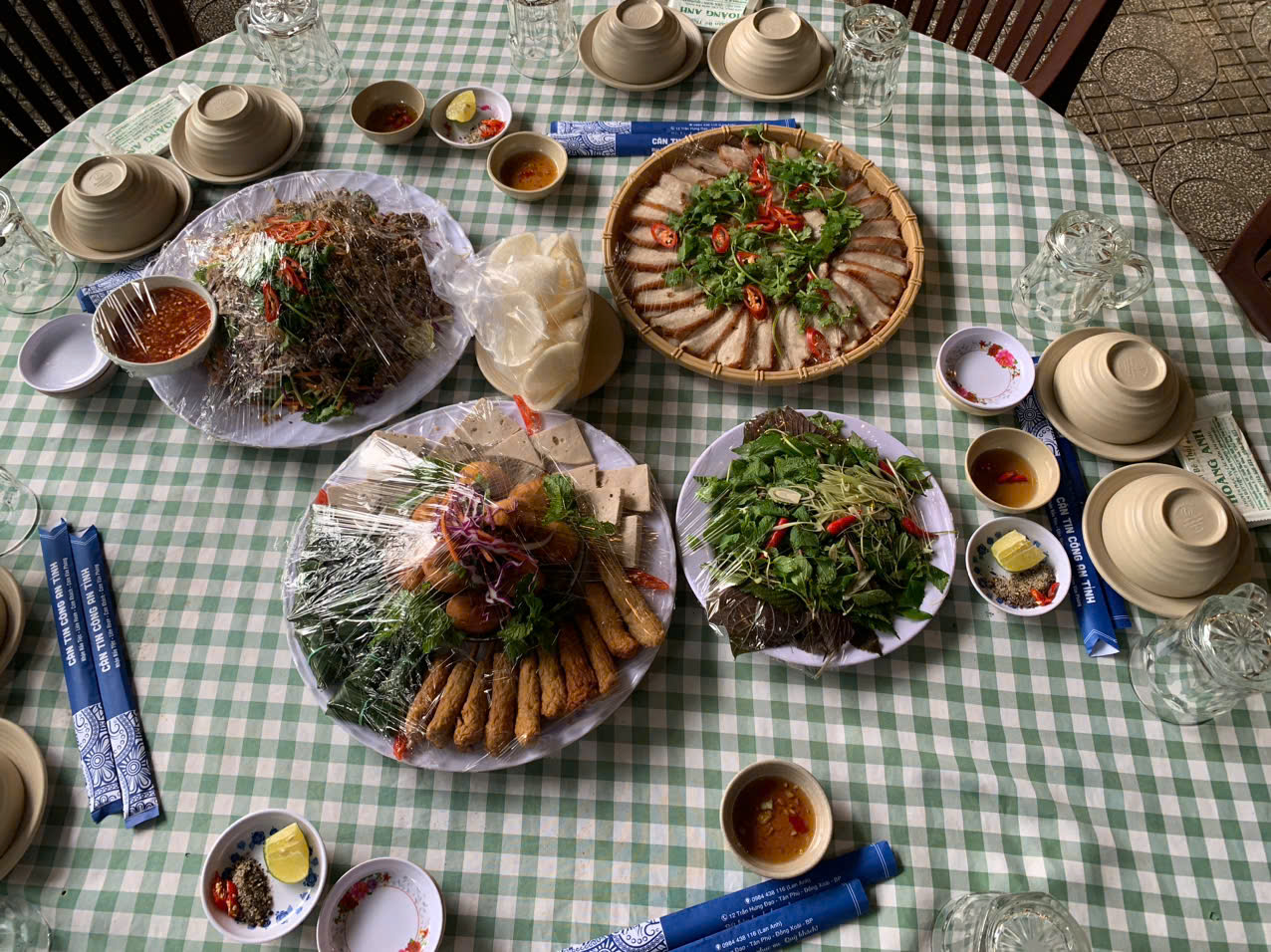 dịch vụ nấu ăn tận nhà của Bê Thui Hoàng Anh